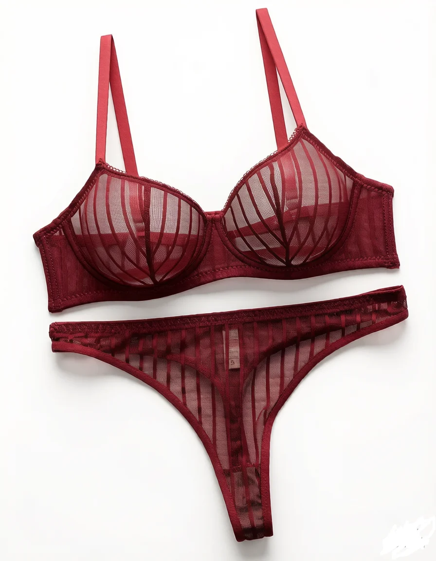 Ensemble de lingerie à rayures – Image 1