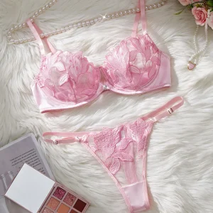 Ensemble de Lingerie – Image 19