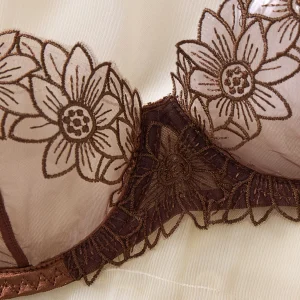 Ensemble de lingerie – Image 4