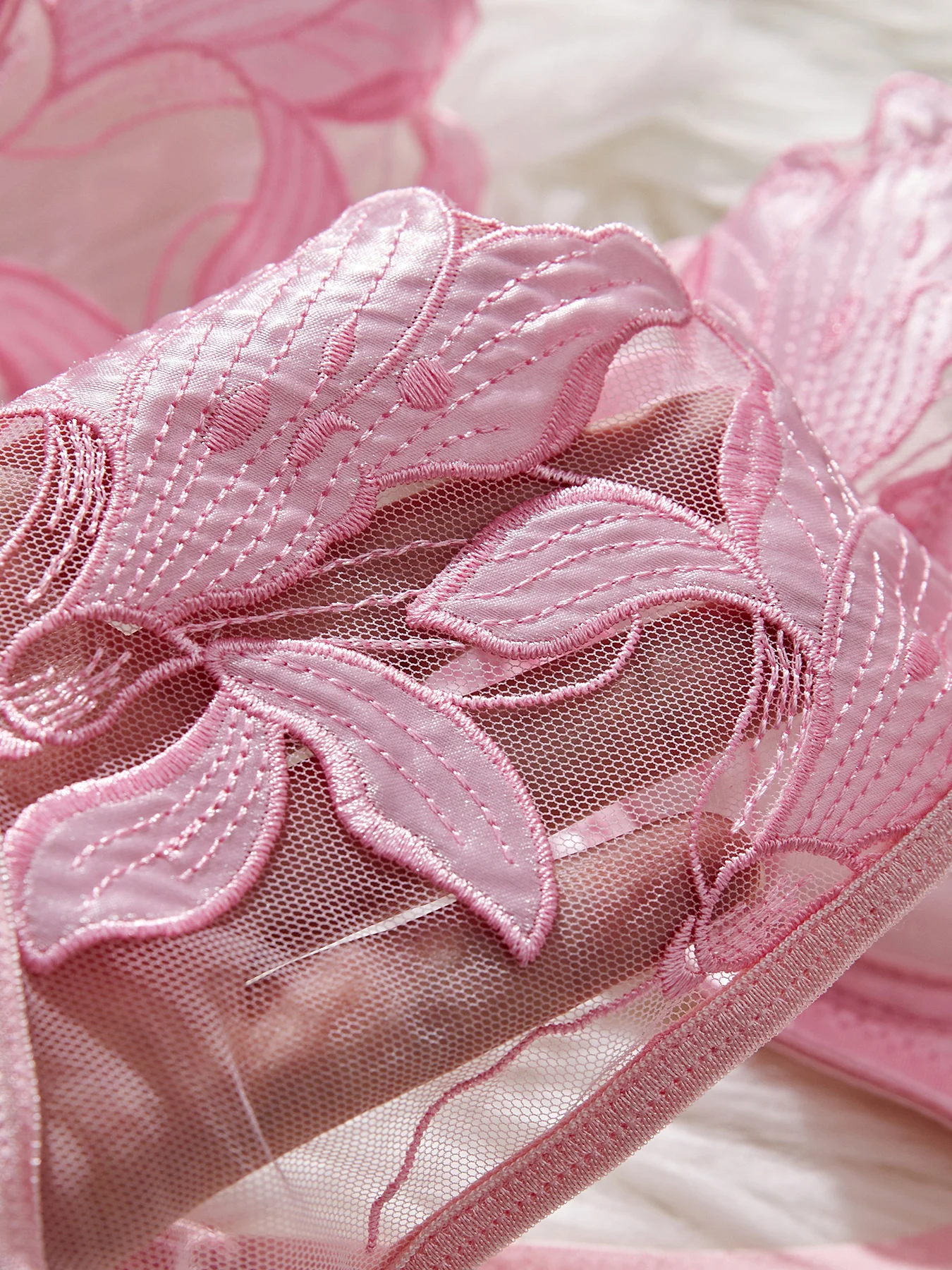 Ensemble de Lingerie – Image 23
