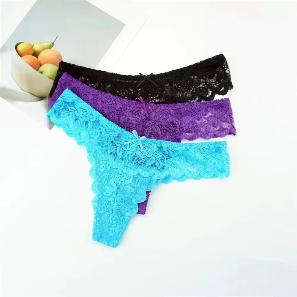3 strings dentelle