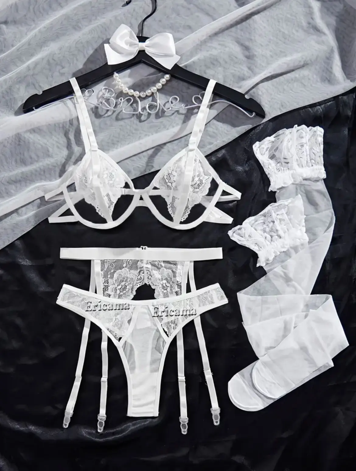 Ensemble de lingerie – Image 1