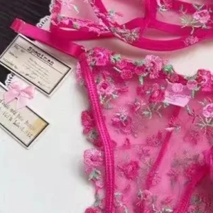 Ensemble de lingerie – Image 23