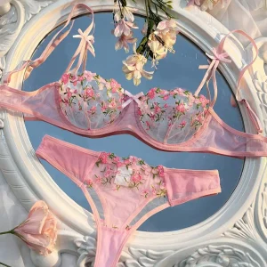 Ensemble de lingerie – Image 1